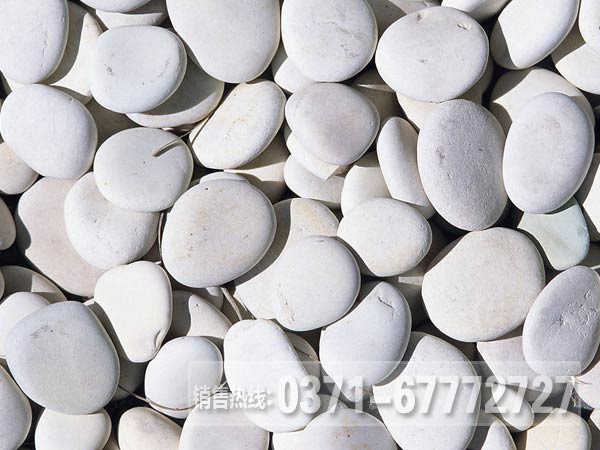 鵝卵石破碎機(jī)每小時處理多少噸鵝卵石？