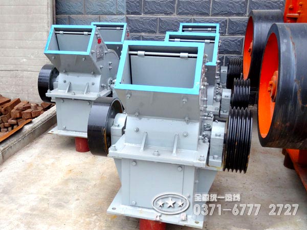 小型錘式破碎機工作原理、型號及參數(shù)