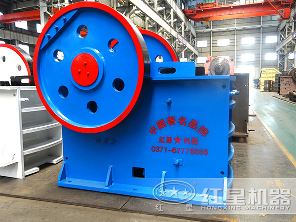 150×250顎式破碎機(jī)小體格擁有大能量， 輔助客戶創(chuàng)高收