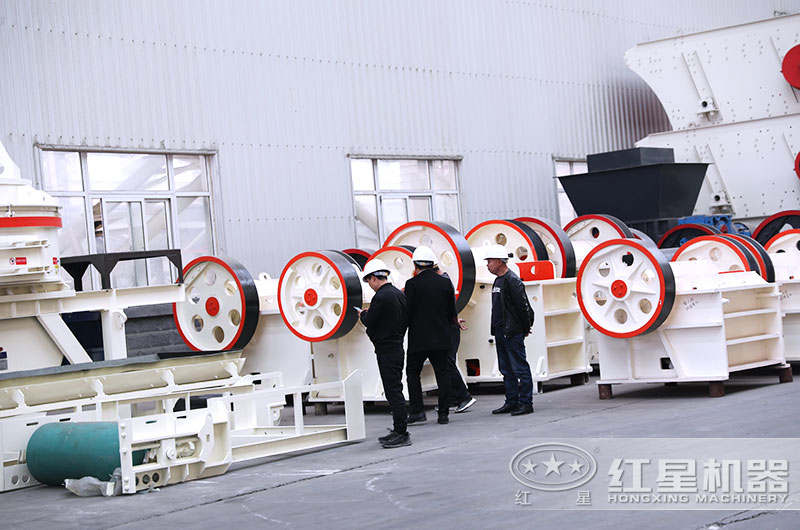 石子粉碎機(jī)有哪些？哪種適合中小型石料廠？